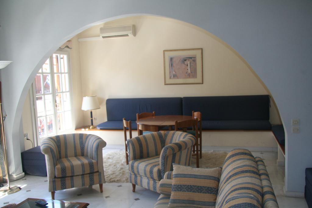 Villa C & C Delphi Luaran gambar