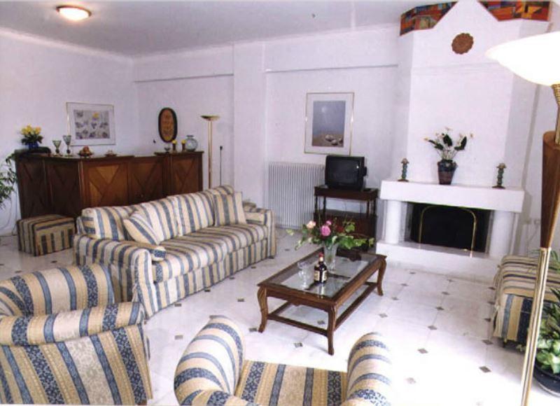 Villa C & C Delphi Luaran gambar